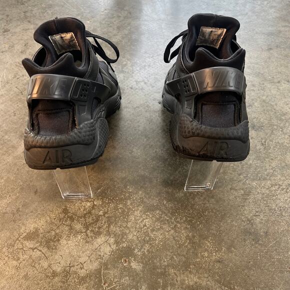 Nike Air Huarache Triple Black Mens Size 12 Sneakers Shoes DD1068-002 - Picture 6 of 9